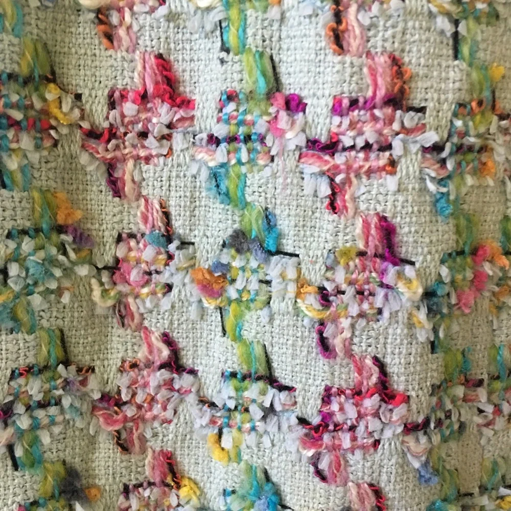 Vintage CC CHANEL tweed fantasy pencil skirt in pastel colors runway iconic item